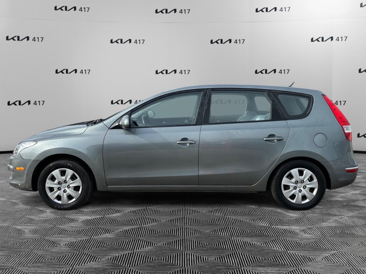 2010 Hyundai Elantra Touring 4dr Wgn Auto GLS Photo