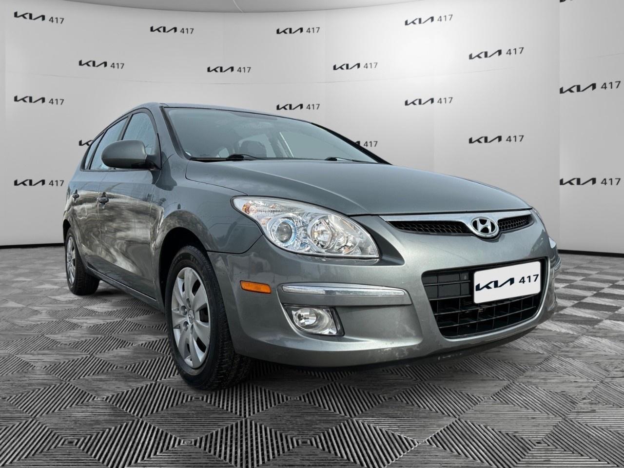 2010 Hyundai Elantra Touring 4dr Wgn Auto GLS Photo