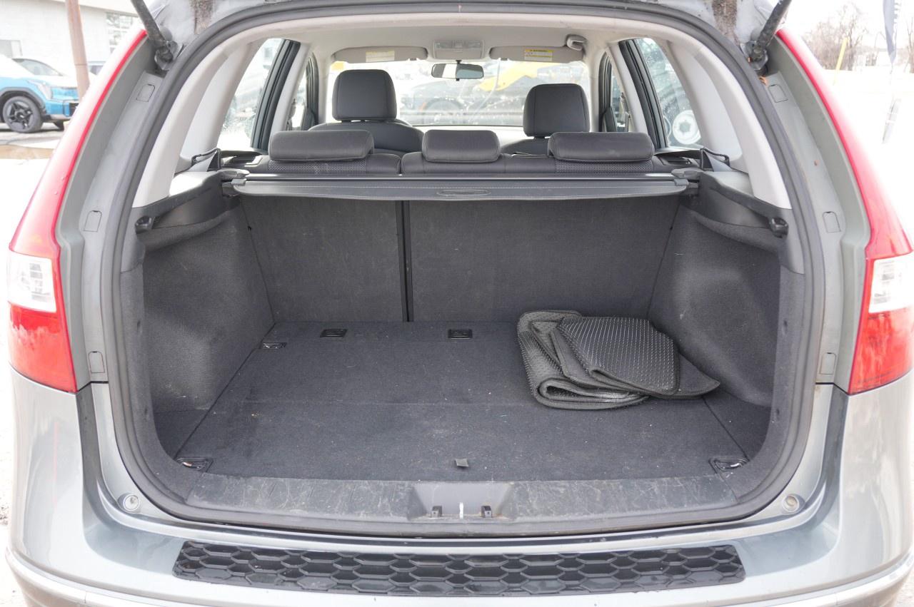 2010 Hyundai Elantra Touring 4dr Wgn Auto GLS Photo