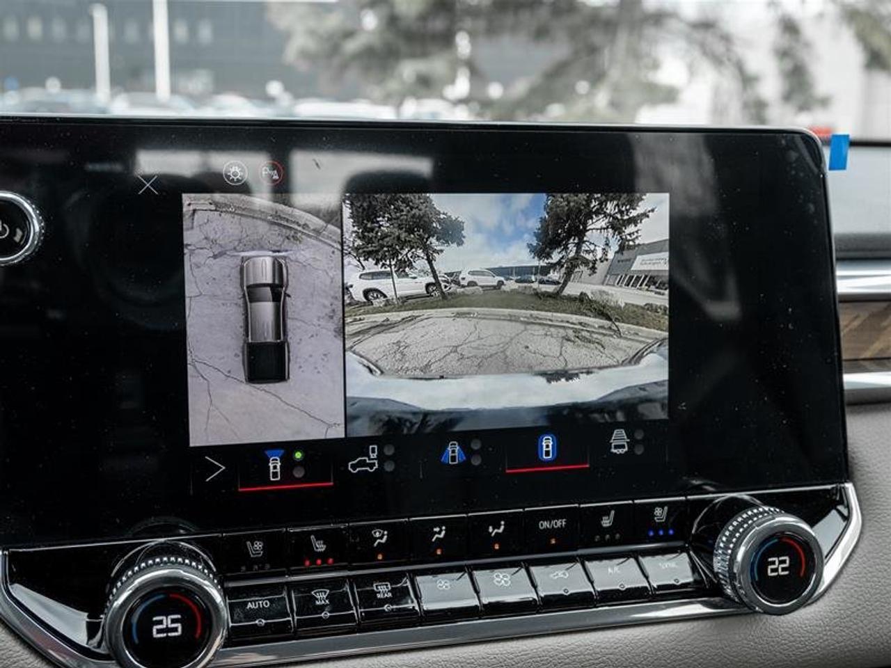 2026 GMC Canyon Denali Photo3