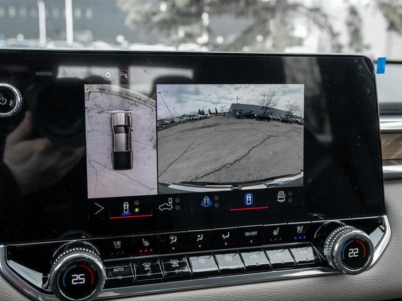 2026 GMC Canyon Denali Photo2