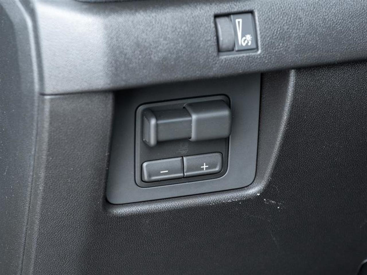 2026 GMC Canyon Denali Photo