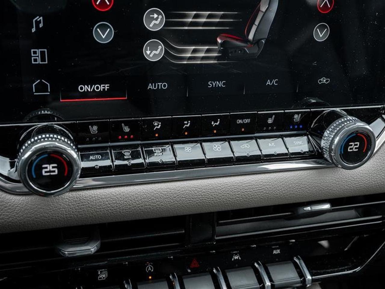 2026 GMC Canyon Denali Photo