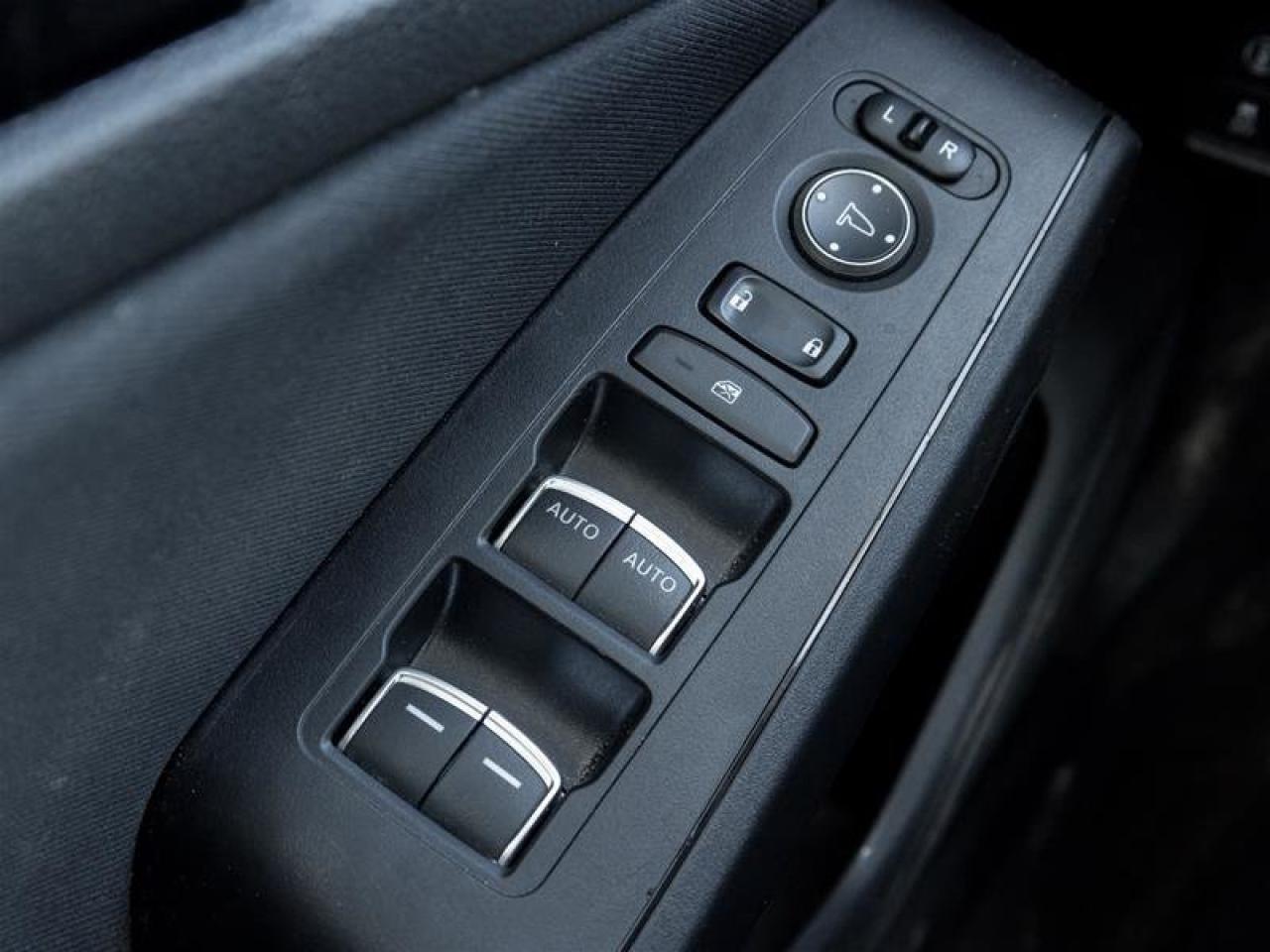 2022 Honda Civic Sedan Touring CVT Photo