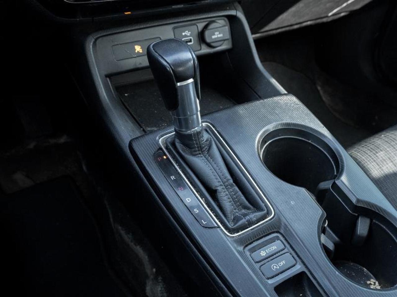 2022 Honda Civic Sedan Touring CVT Photo