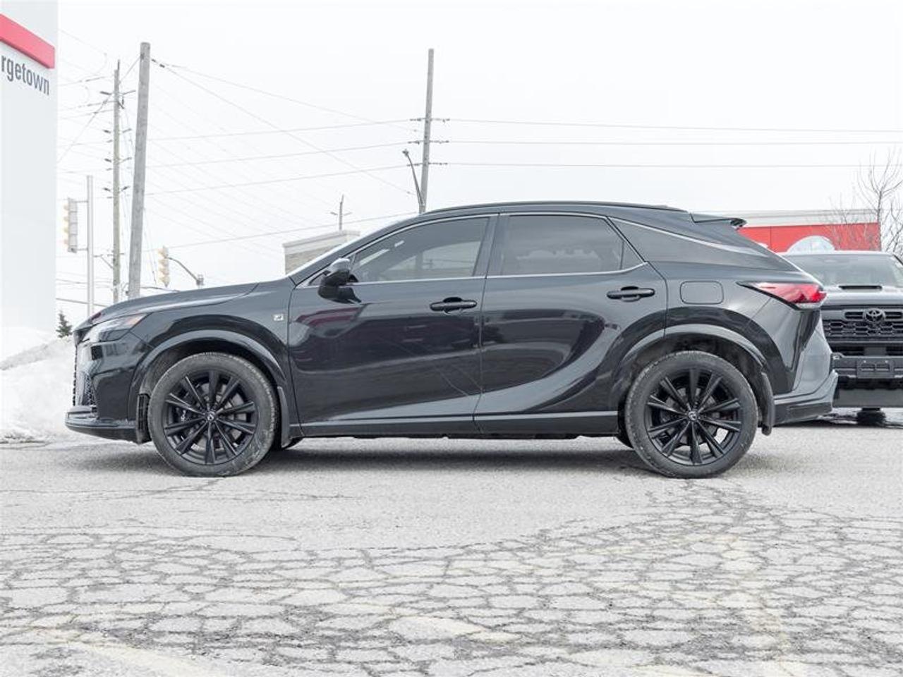 2023 Lexus RXh RX 500h Heated and Vented Seats| Navigation| Backup Cam| Panoramic Sunroof| Memory Seat| AWD Photo2