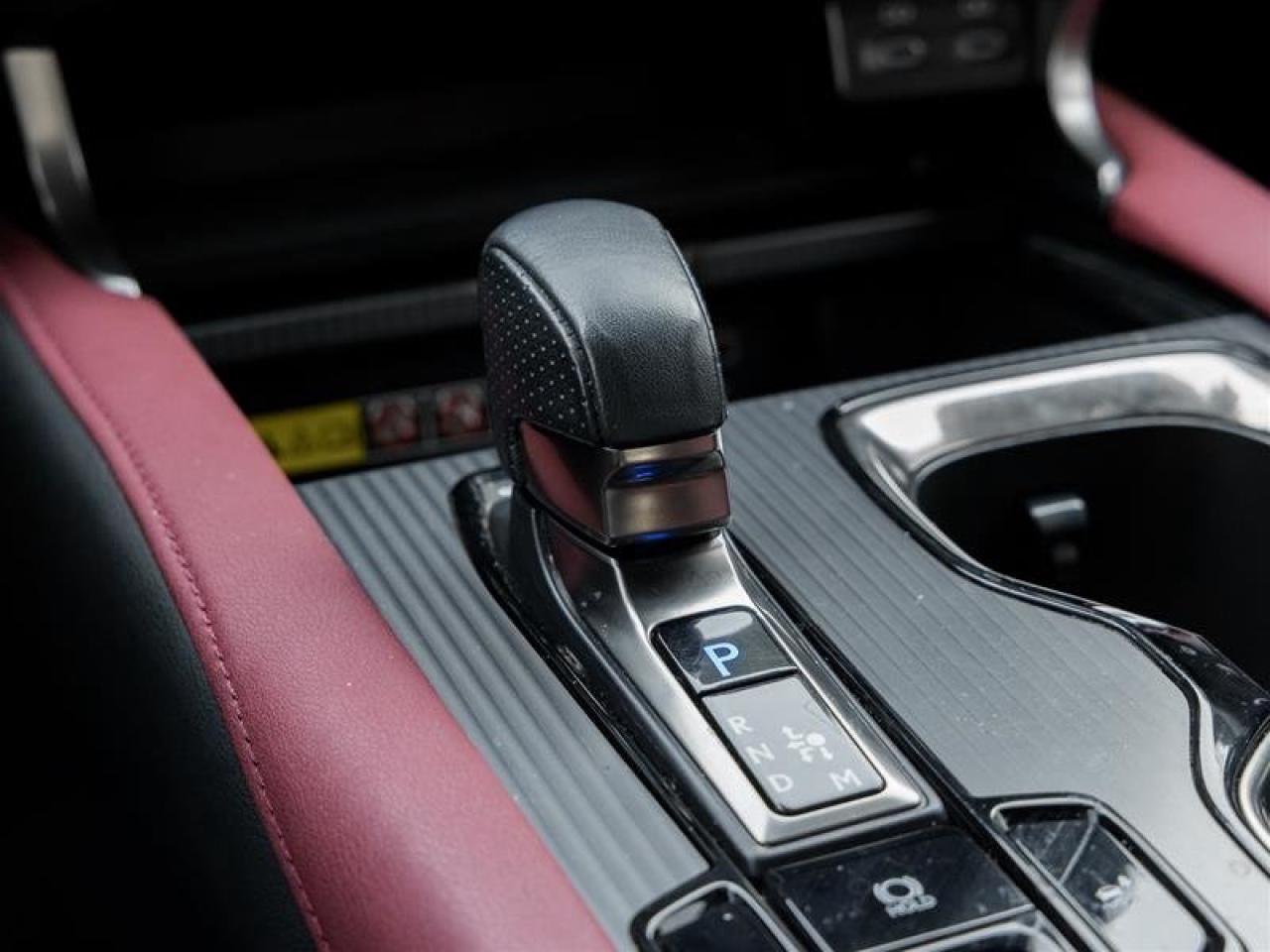 2023 Lexus RXh RX 500h Heated and Vented Seats| Navigation| Backup Cam| Panoramic Sunroof| Memory Seat| AWD Photo