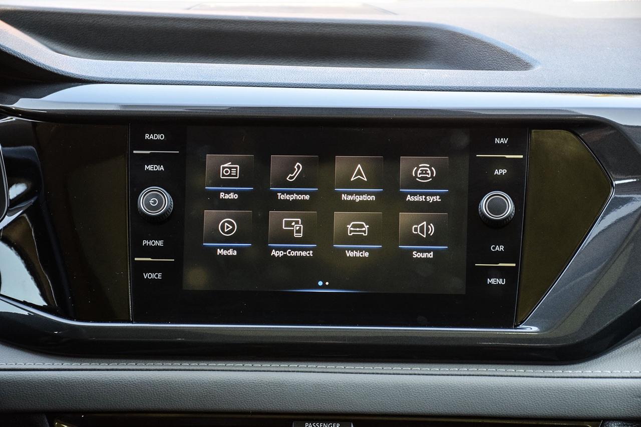 2023 Volkswagen Taos Highline 4Motion No Accident Panoroof Navigation Photo