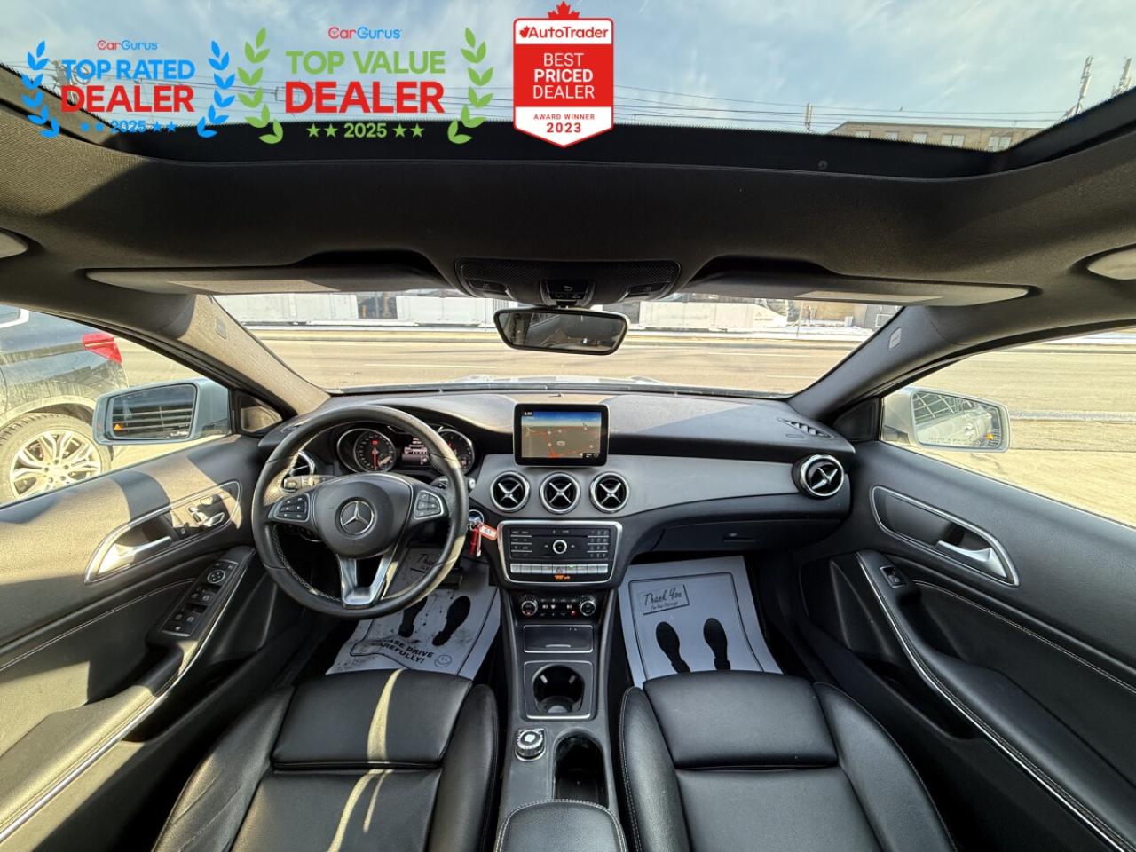 2018 Mercedes-Benz GLA 250 | PREMIUM | PANO | NAVI | BACK UP CAMERA Photo