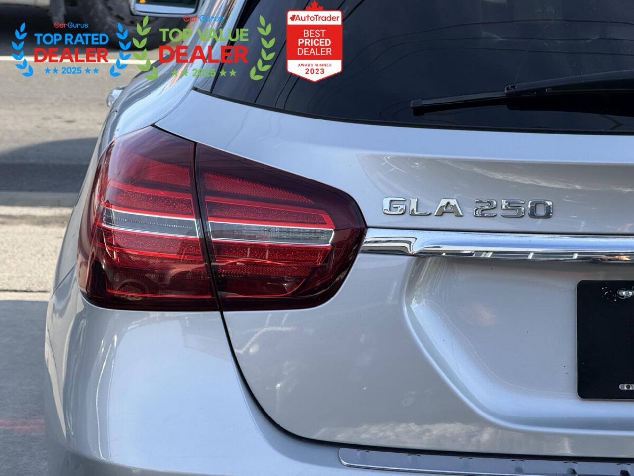 2018 Mercedes-Benz GLA 250 | PREMIUM | PANO | NAVI | BACK UP CAMERA Photo