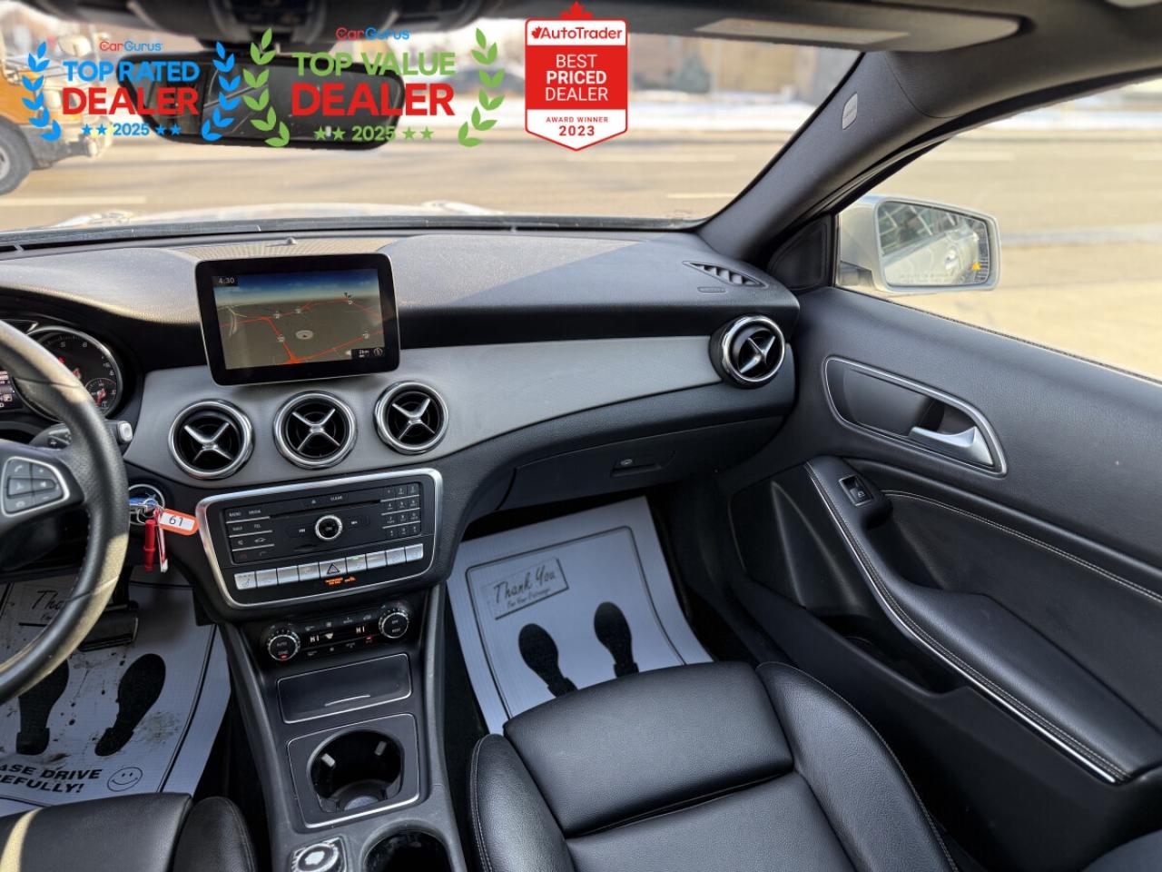 2018 Mercedes-Benz GLA 250 | PREMIUM | PANO | NAVI | BACK UP CAMERA Photo