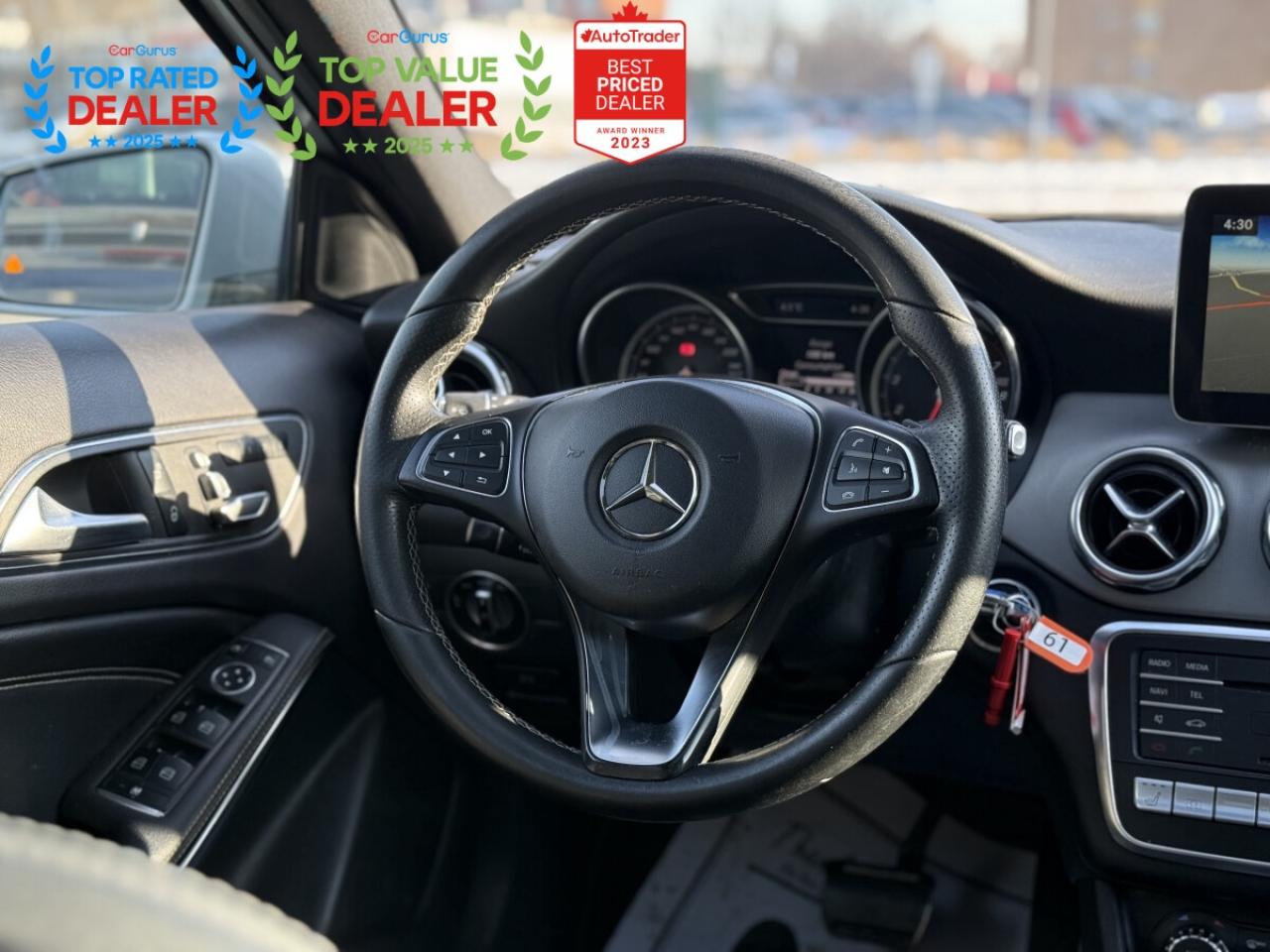 2018 Mercedes-Benz GLA 250 | PREMIUM | PANO | NAVI | BACK UP CAMERA Photo