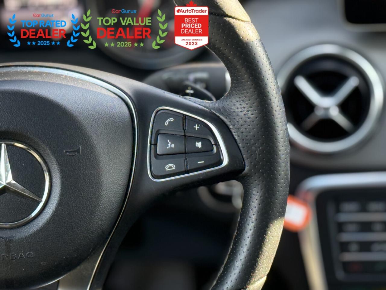 2018 Mercedes-Benz GLA 250 | PREMIUM | PANO | NAVI | BACK UP CAMERA Photo