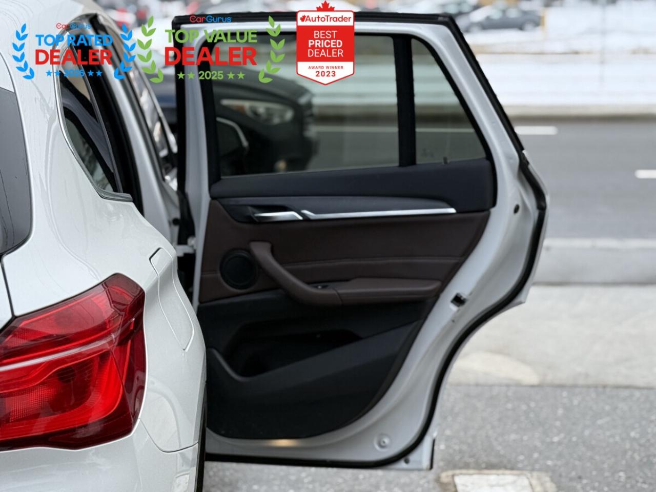 2016 BMW X1 | PREMIUM | PANO | BACK UP CAMERA | Photo