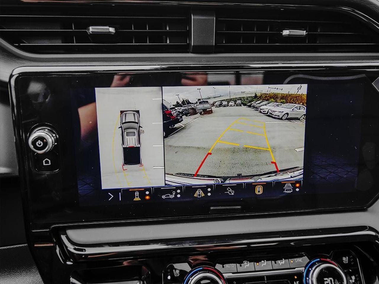 2026 GMC Sierra 1500 Crew Cab Short Box 4-Wheel Drive AT4X Photo