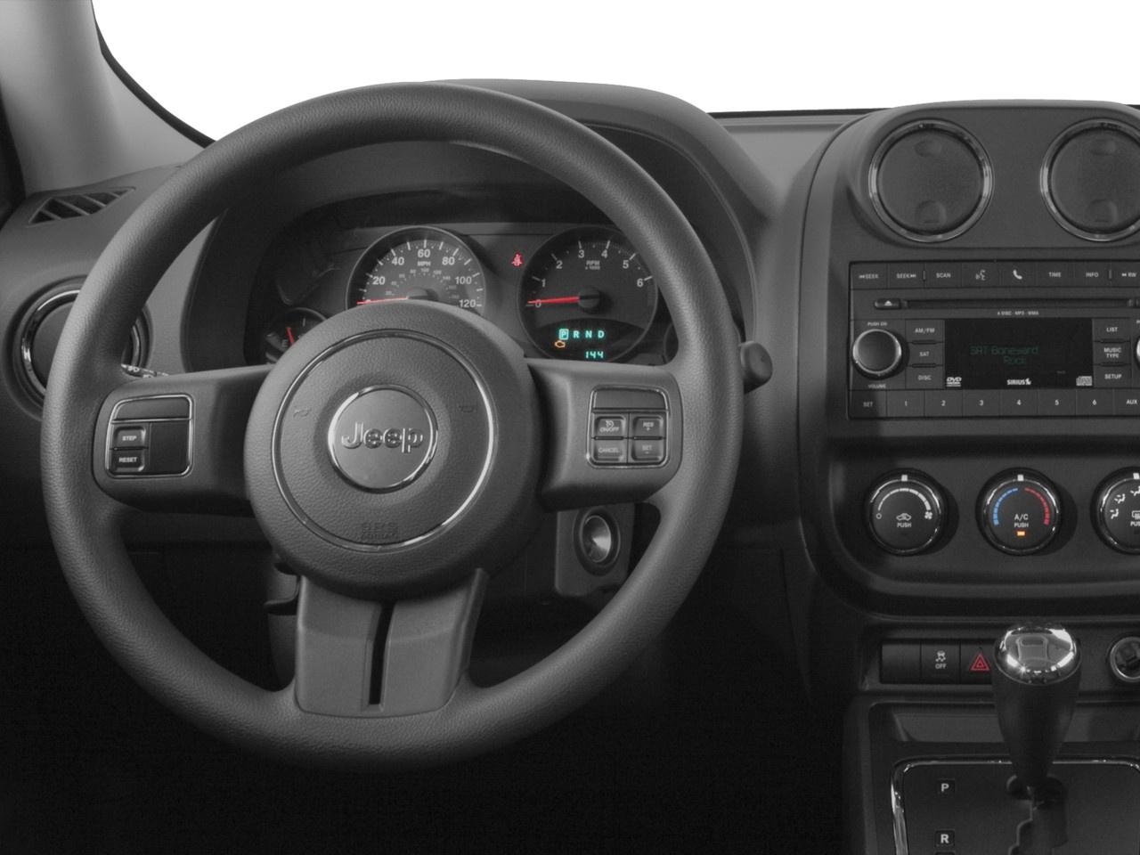 2016 Jeep Patriot 4WD 4dr North Photo3