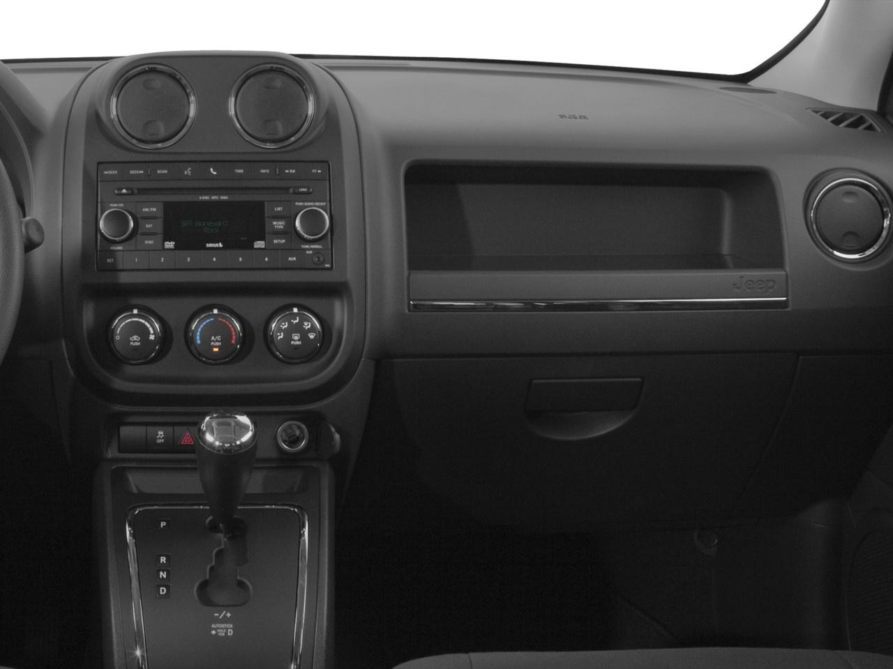 2016 Jeep Patriot 4WD 4dr North Photo