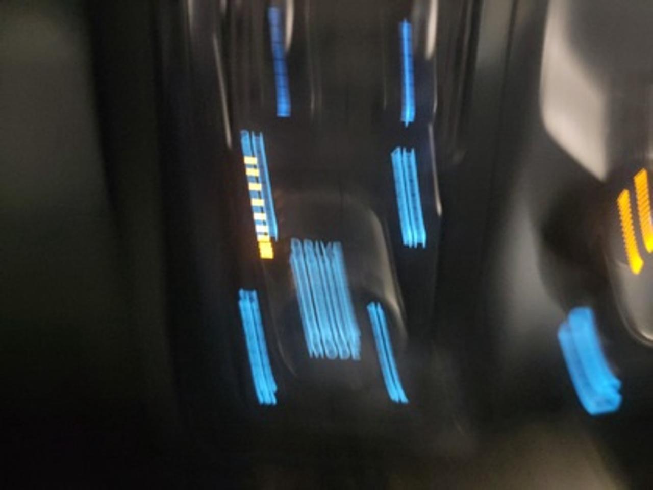 13689128