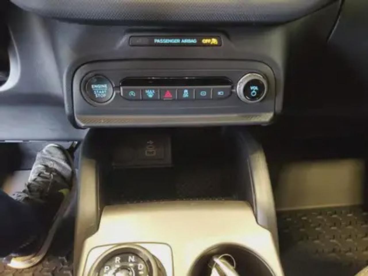 13689146