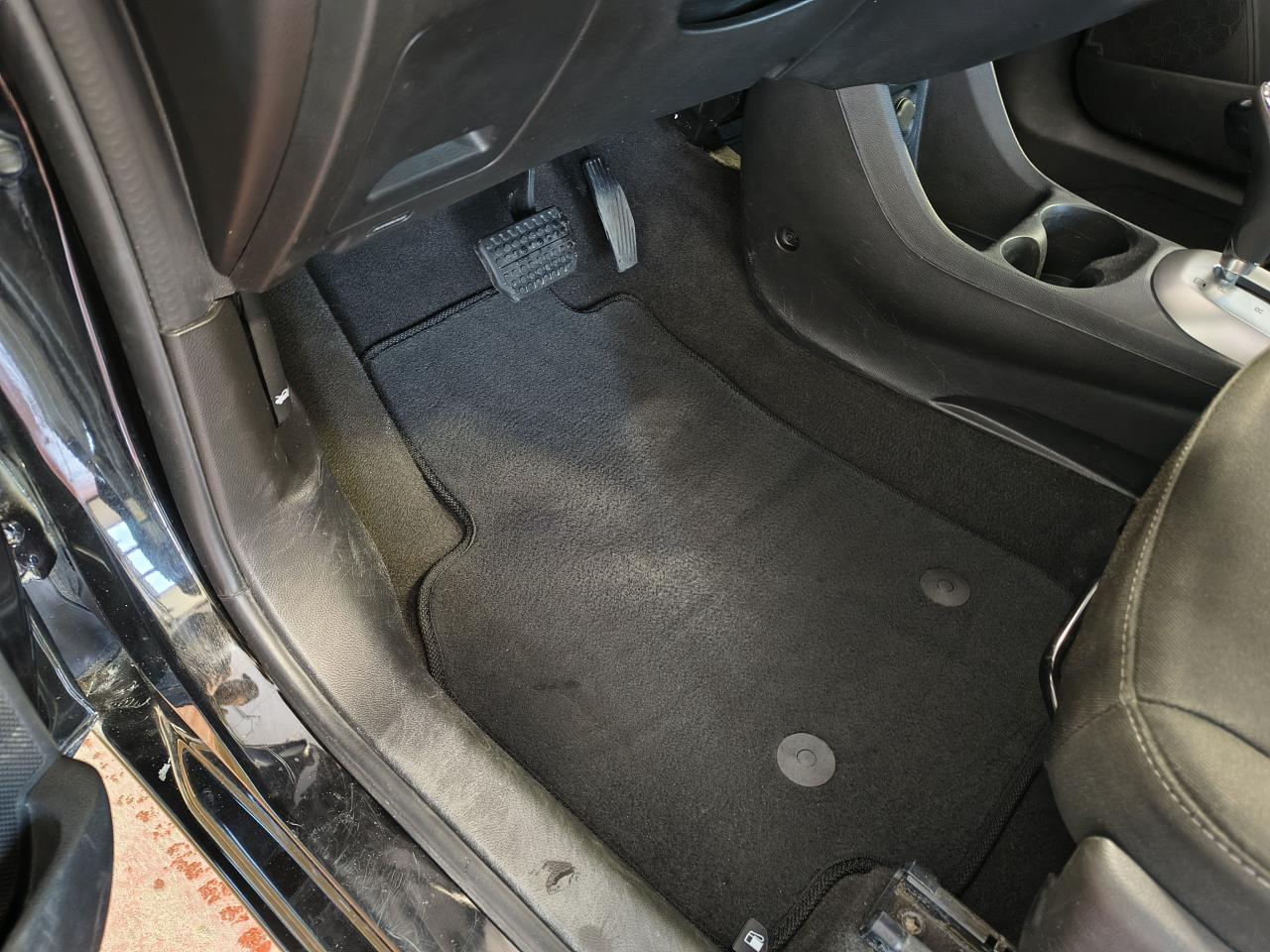 2017 Chevrolet Spark LT Photo0