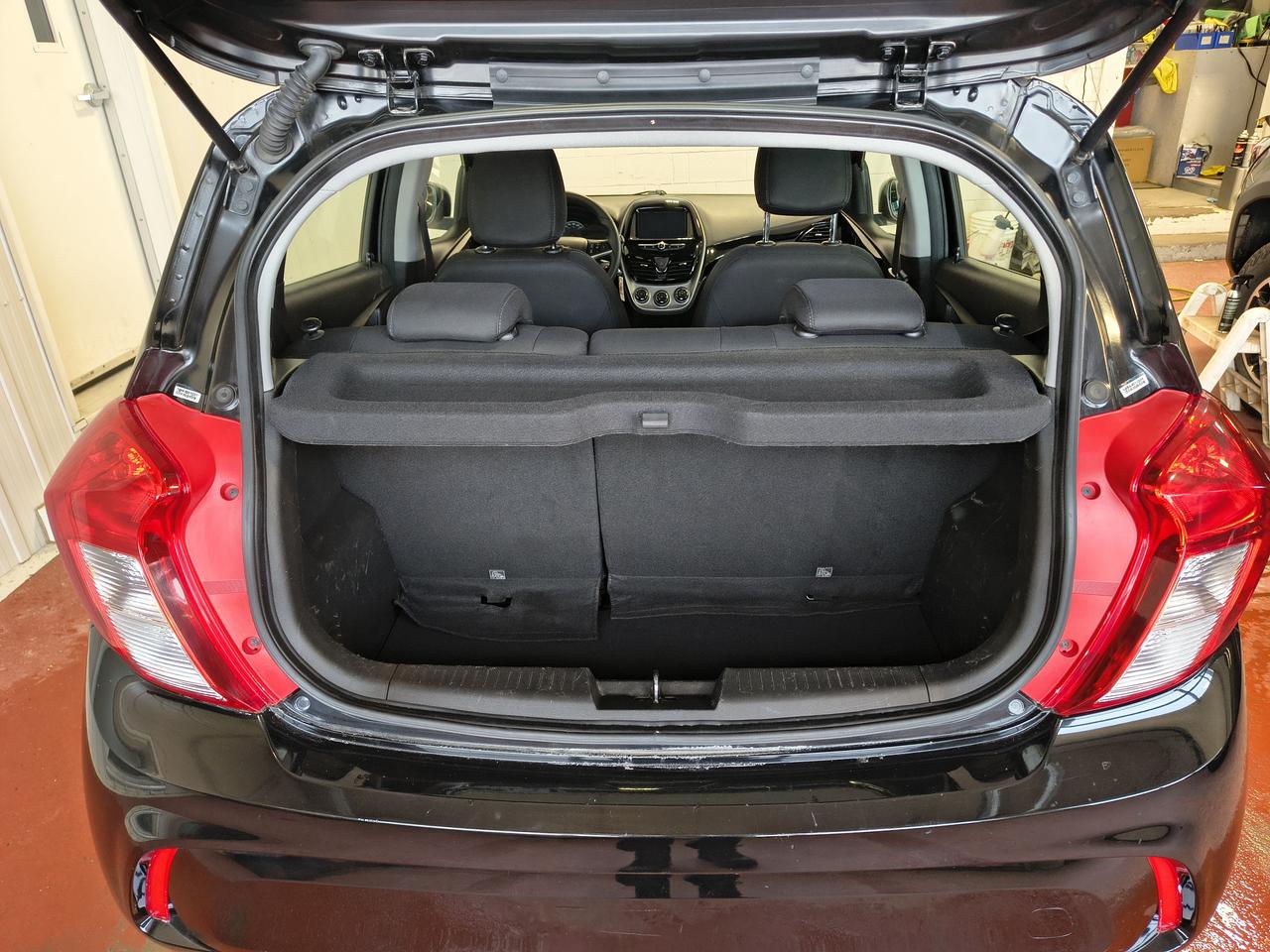 2017 Chevrolet Spark LT Photo0