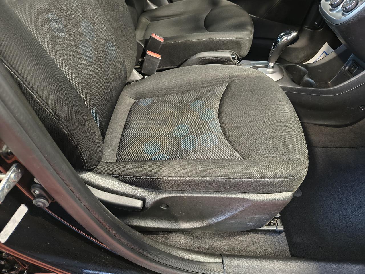 2017 Chevrolet Spark LT Photo0