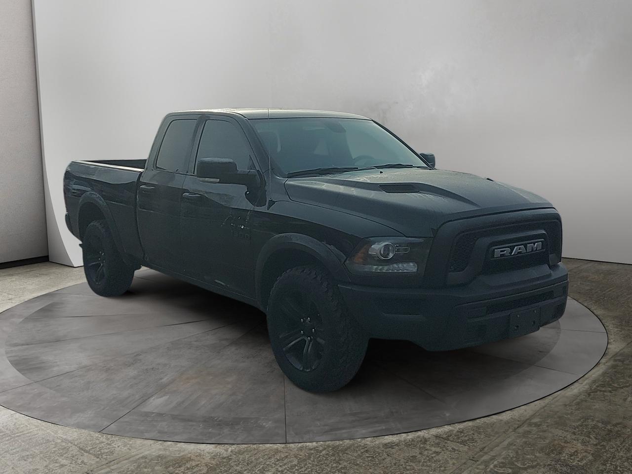 2022 RAM 1500 Classic WARLOCK Photo2