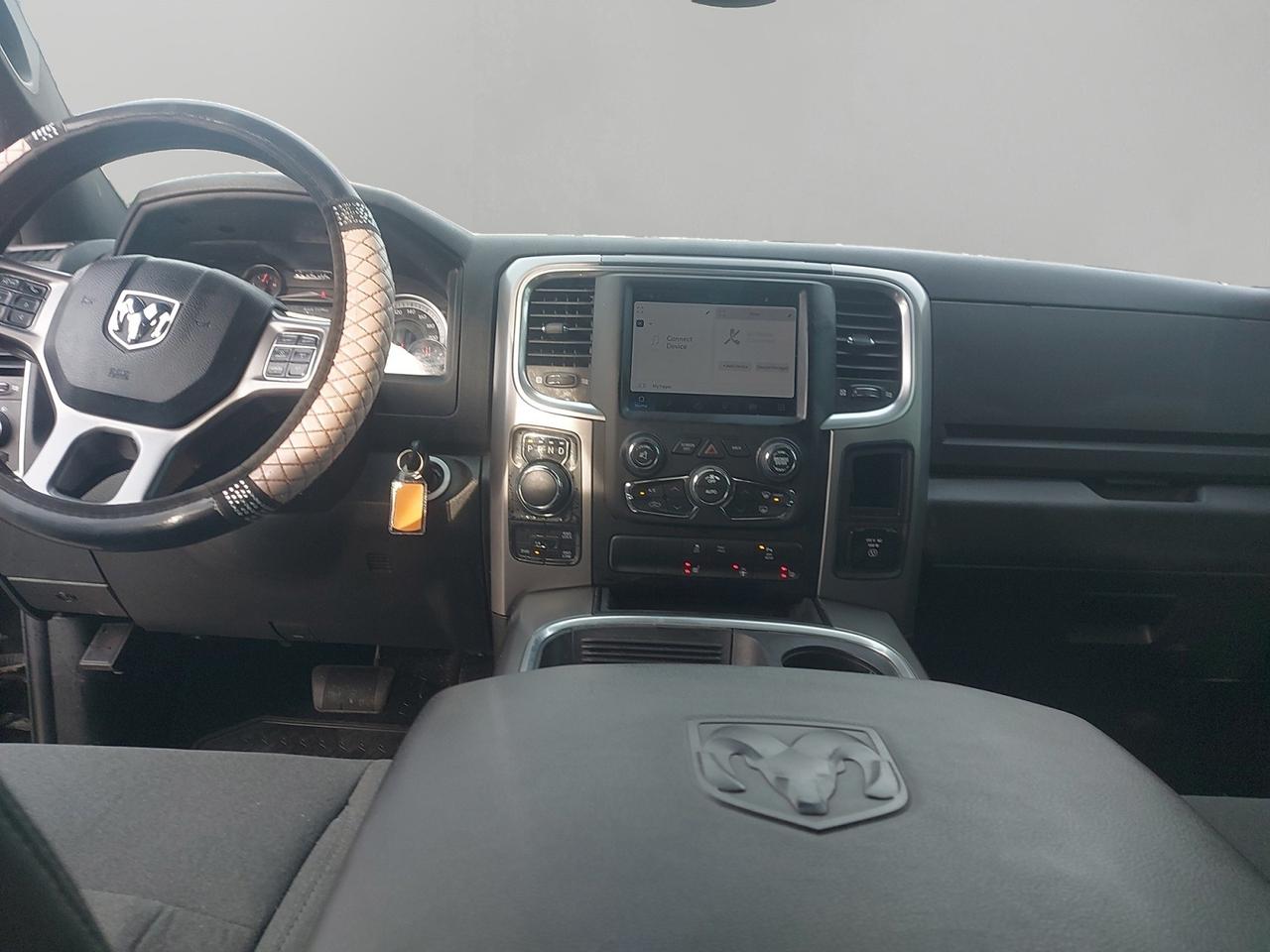 2022 RAM 1500 Classic WARLOCK Photo