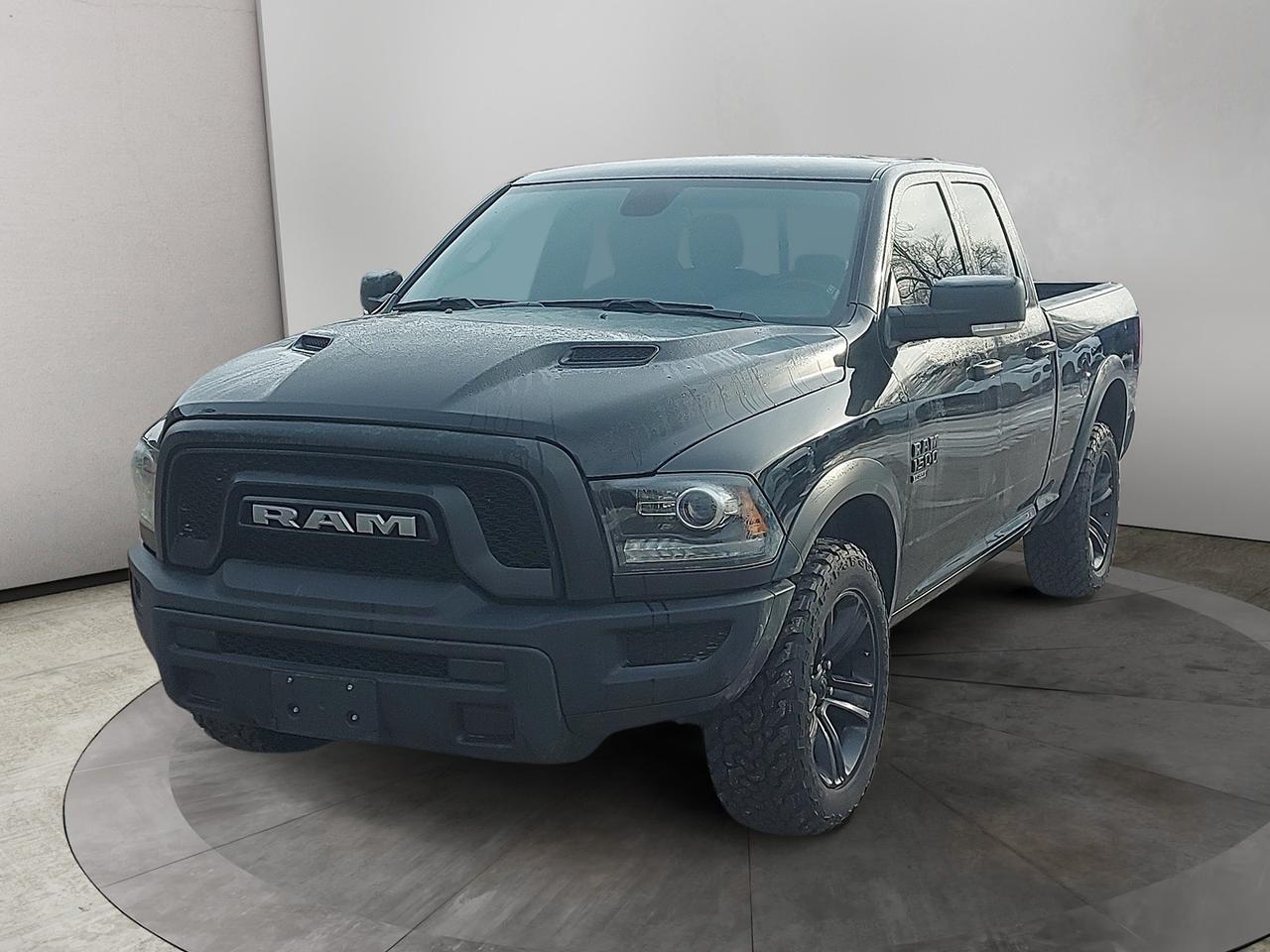 2022 RAM 1500 Classic WARLOCK Photo0