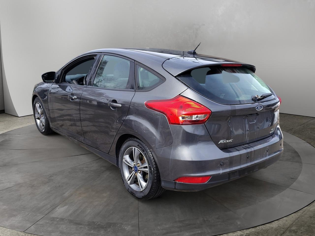 2016 Ford Focus SE Photo