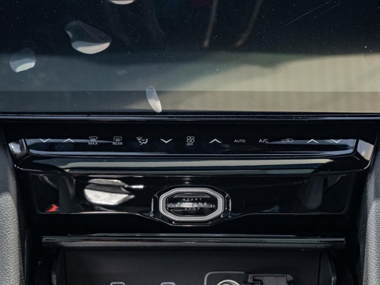 2026 Jeep Grand Cherokee L Limited Photo