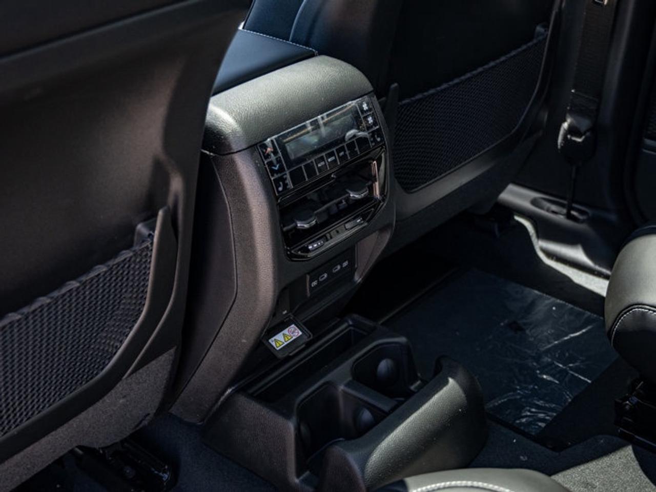 2026 Jeep Grand Cherokee L Limited Photo