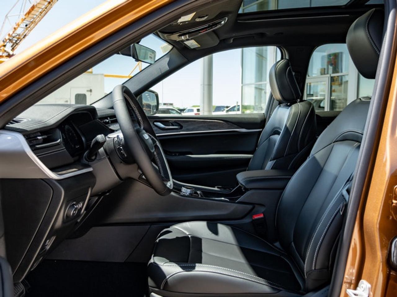 2026 Jeep Grand Cherokee L Limited Photo