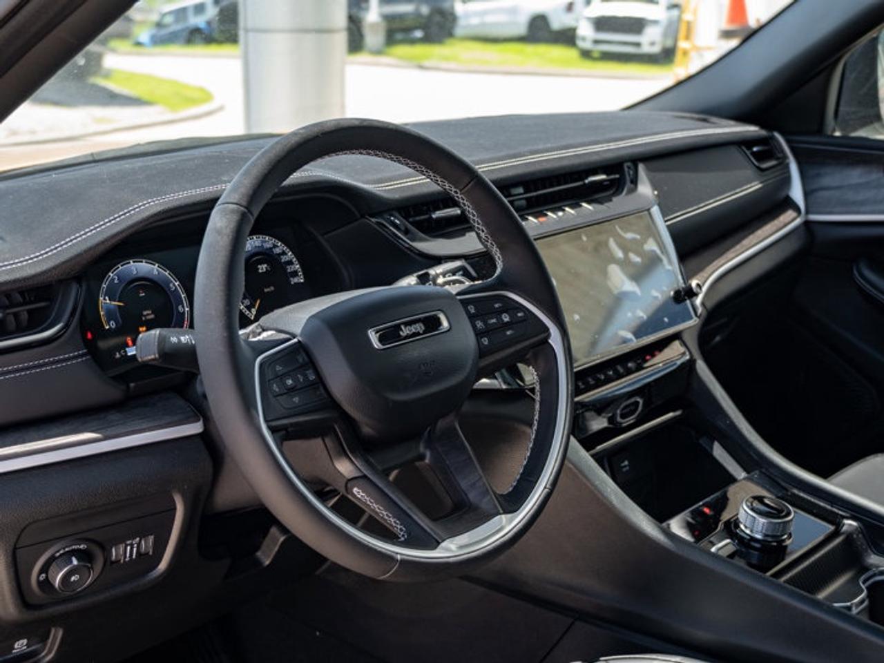 2026 Jeep Grand Cherokee L Limited Photo