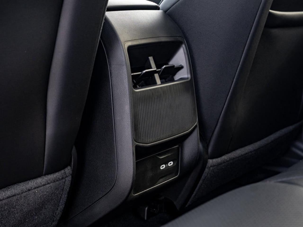 2026 Jeep Cherokee Limited Photo