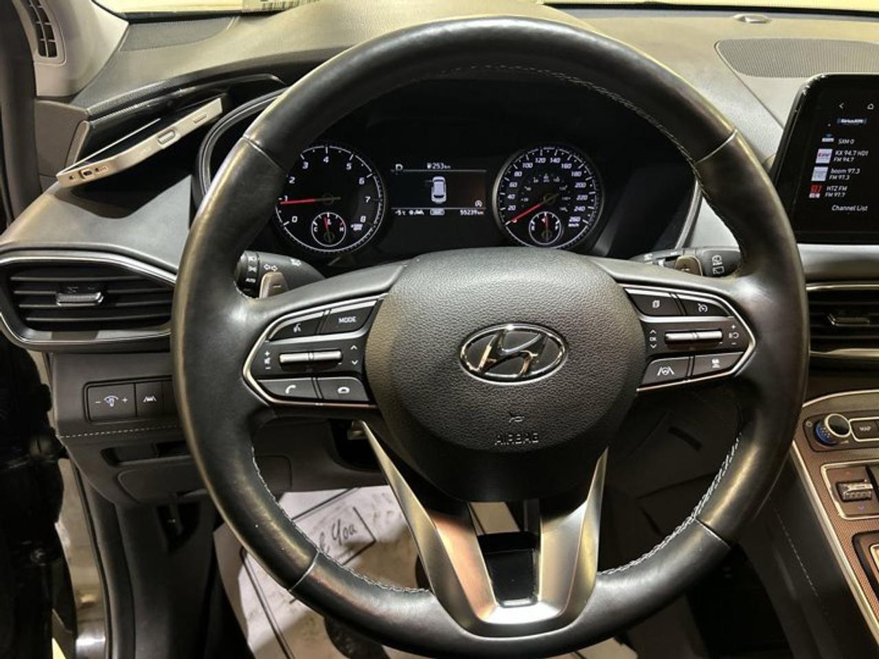 2023 Hyundai Santa Fe Urban AWD | No accidents | One owner Photo