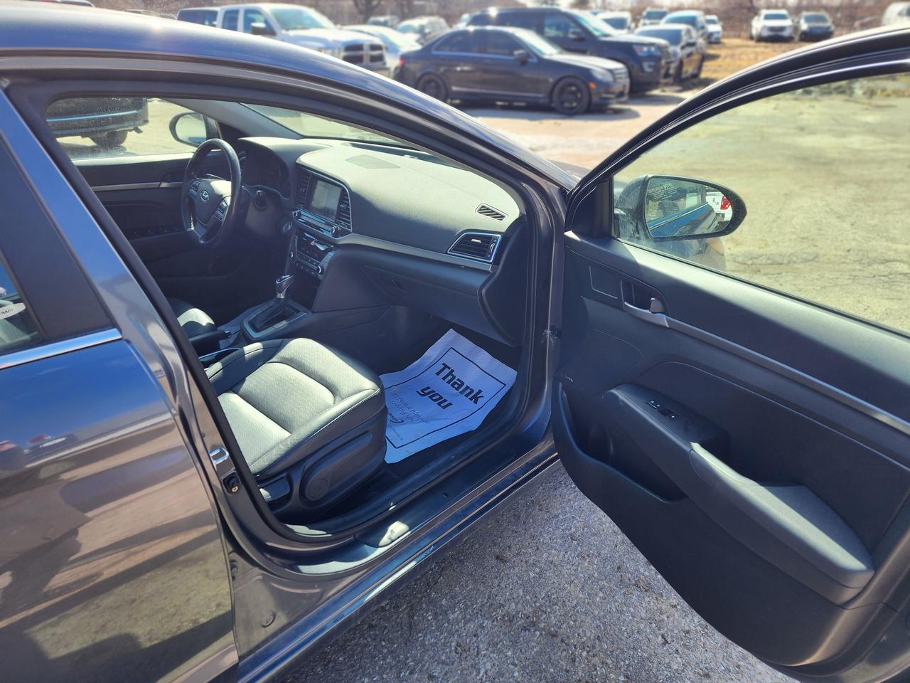 2017 Hyundai Elantra Limited l Low KM | Clean Carfax | Fully Loaded Photo