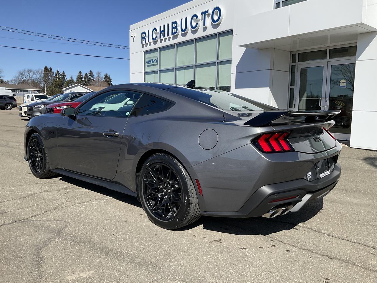 2026 Ford Mustang GT Premium Photo4