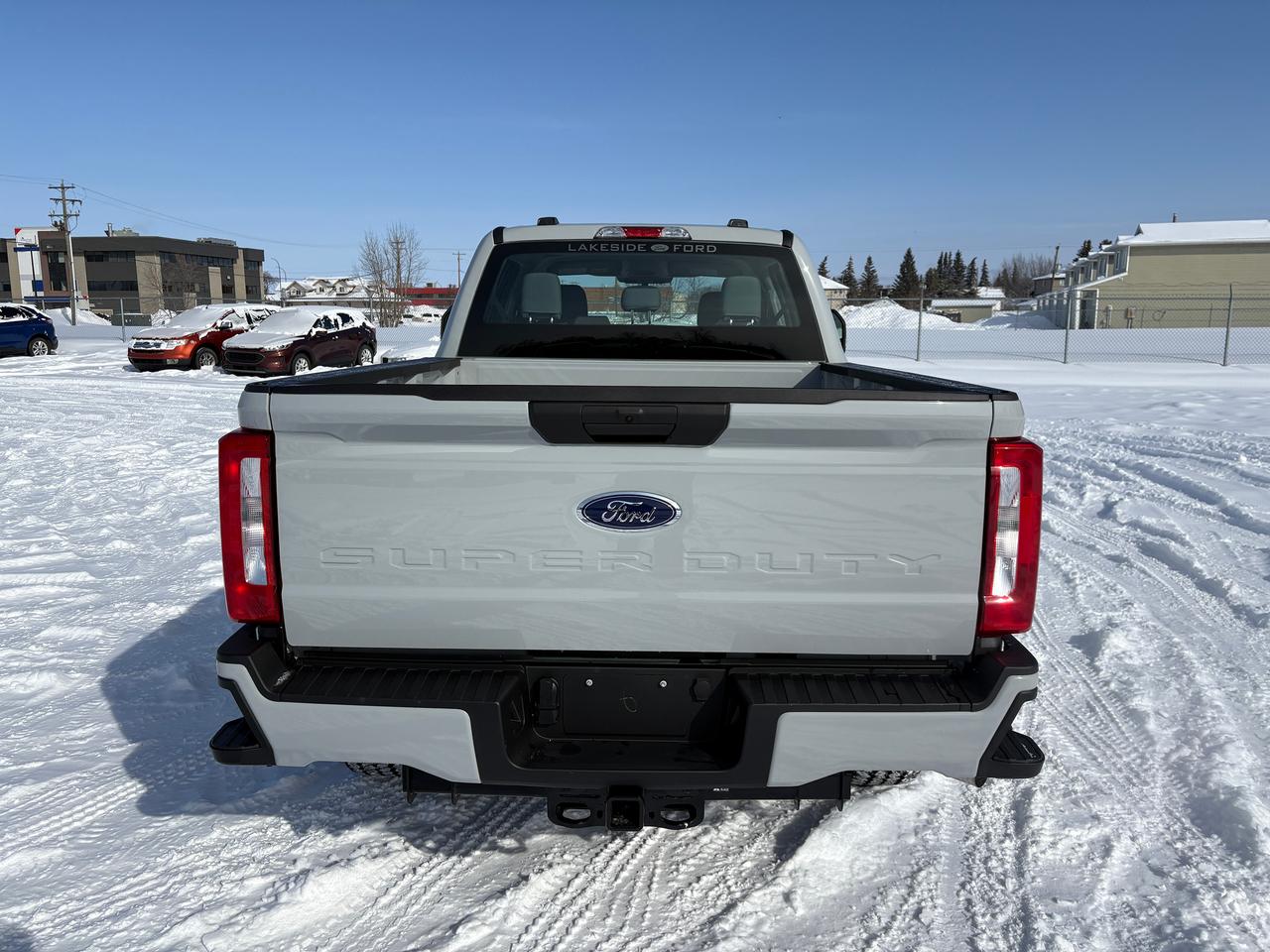 2026 Ford F-350 Super Duty SRW XL Photo3