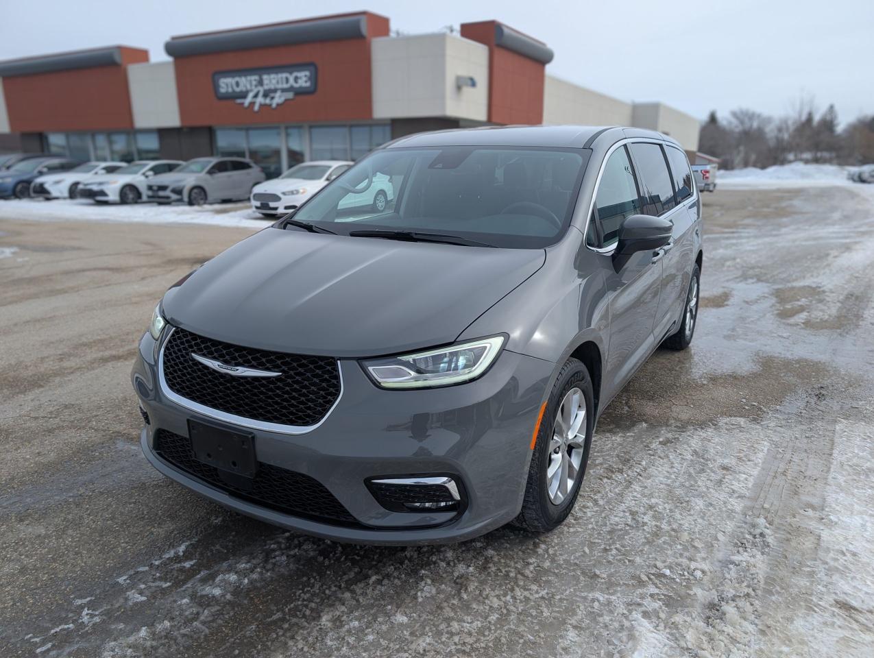 2023 Chrysler Pacifica Touring L | AWD | Power Doors | Blind Spot Monitor - Photo #1