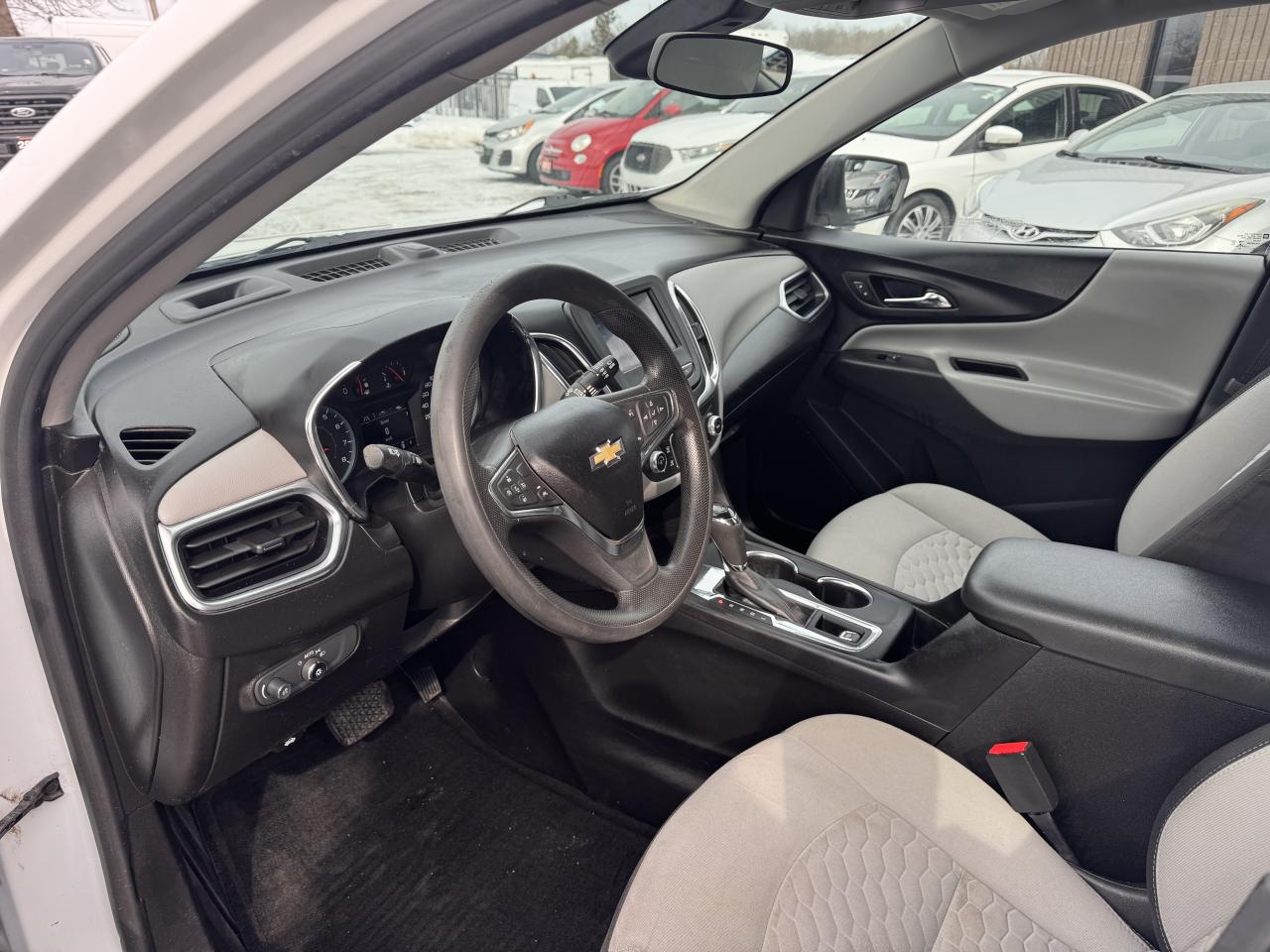 2021 Chevrolet Equinox LS Photo