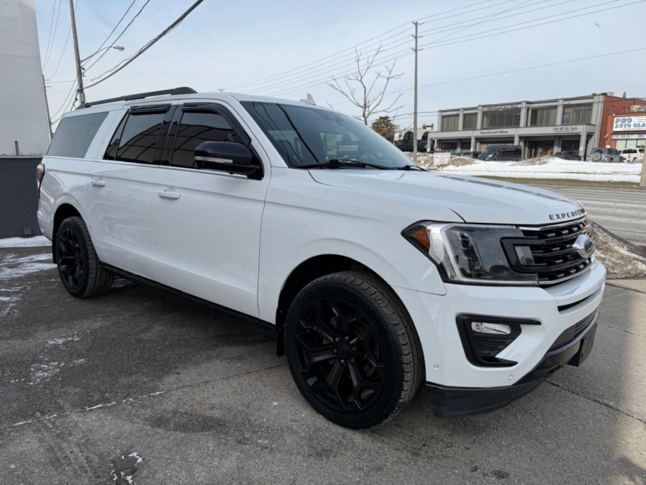 2021 Ford Expedition Max LIMITED /PANO SUNROOF/ RUNNING BOARDS/ 2 SETS WHEE - Photo #4