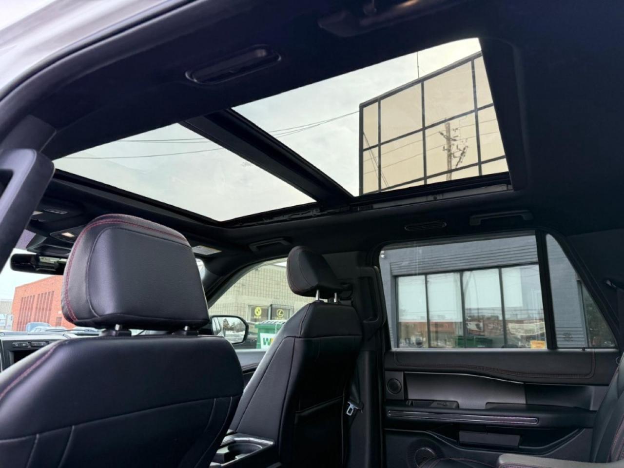 2021 Ford Expedition Max LIMITED /PANO SUNROOF/ RUNNING BOARDS/ 2 SETS WHEE - Photo #24