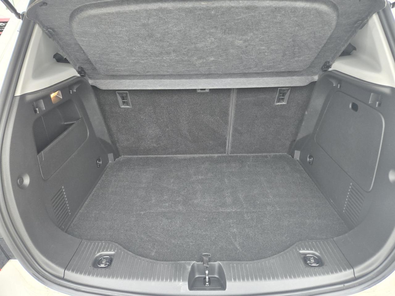 2022 Chevrolet Trax LT Photo3