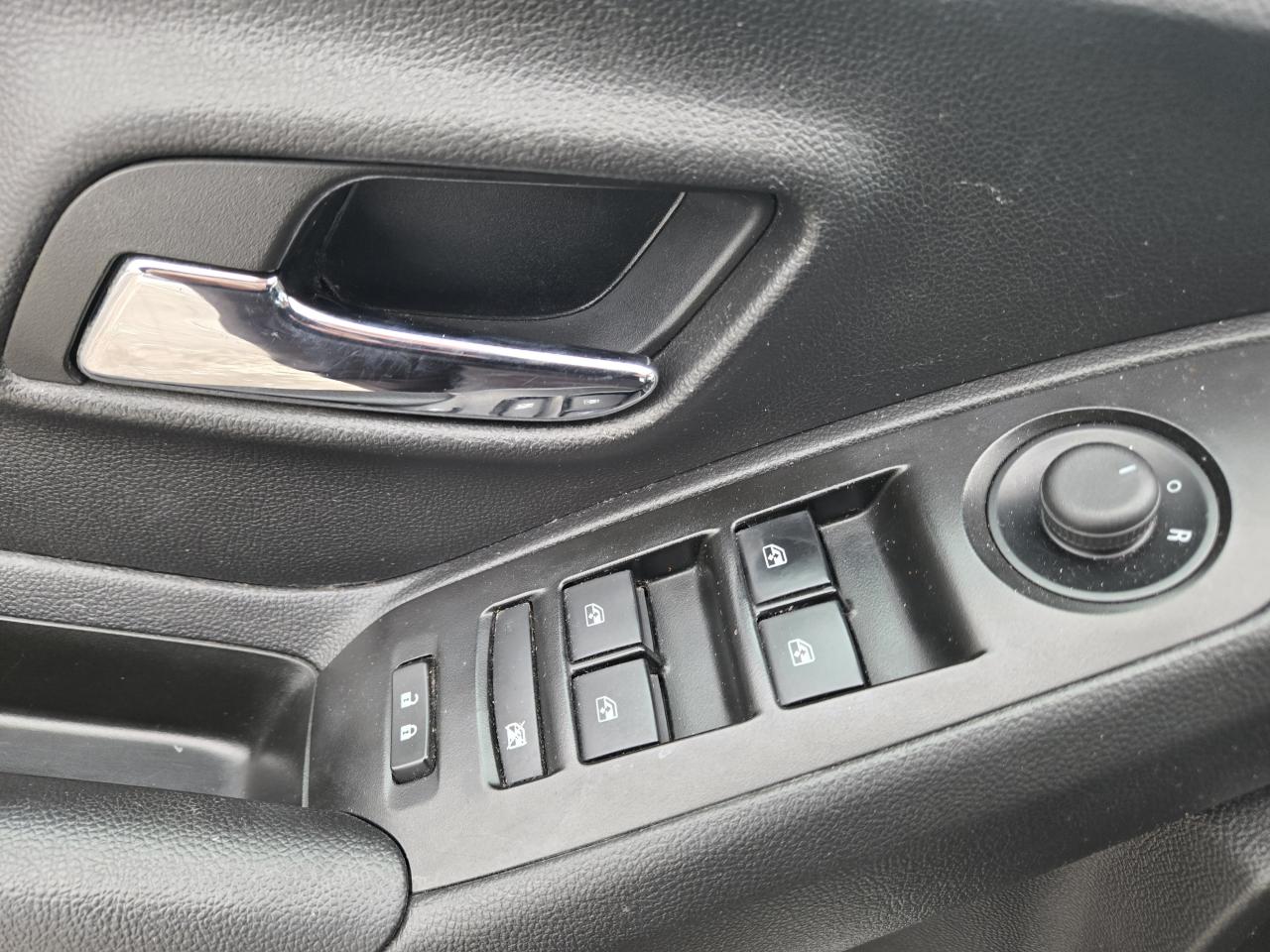 2022 Chevrolet Trax LT Photo