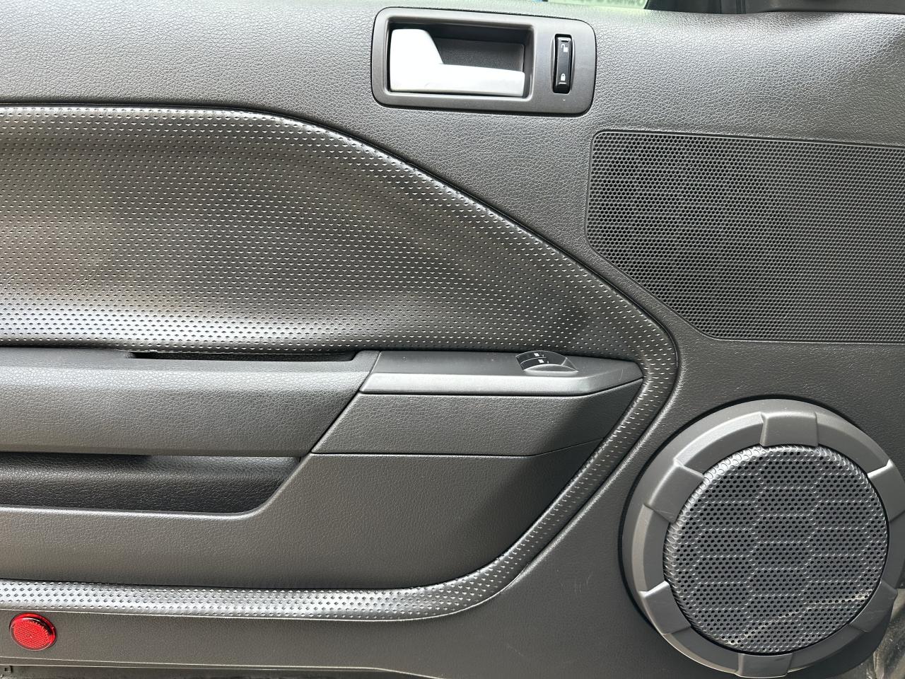 2008 Ford Mustang GT BULLITT Photo