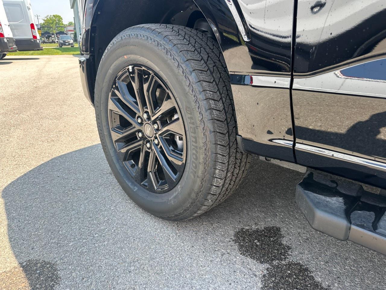 2025 Ford F-150 Lariat 4WD SuperCrew 6.5' Box Photo