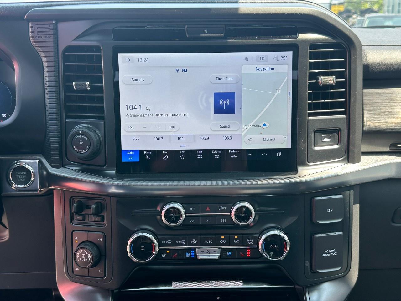 2025 Ford F-150 Lariat 4WD SuperCrew 6.5' Box Photo