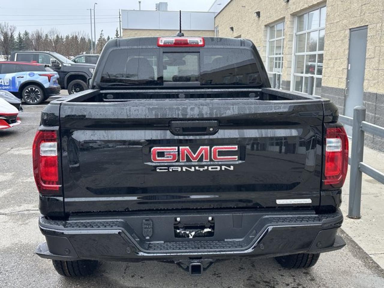 13689785
