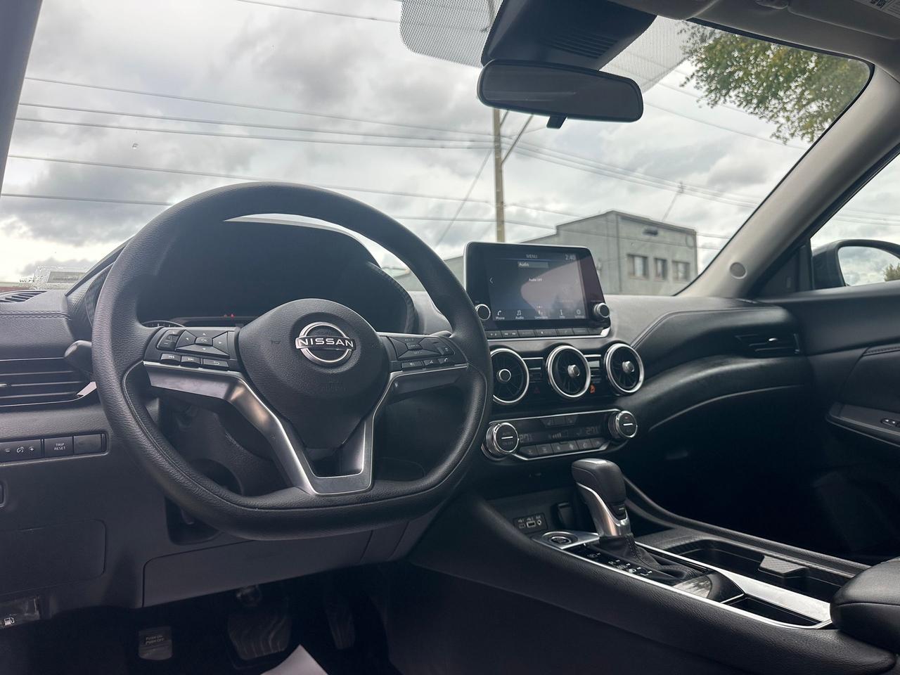 2024 Nissan Sentra SV Photo